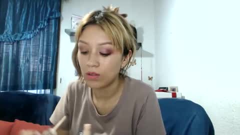 Snapshot of nena_lov chatting on 14, 2, 2025 Star online show from 14, 2, 2025