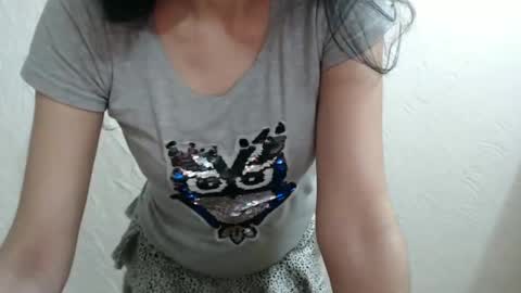 Snapshot of nensyfay_ chatting on 4, 1, 2025 Nensy online show from 4, 1, 2025