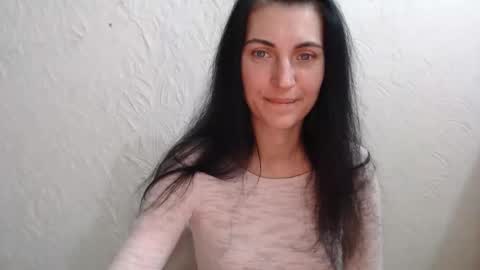 Snapshot of nensyfay_ chatting on 3, 10, 2025 Nensy online show from 3, 10, 2025