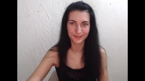 Snapshot of nensyfay_ chatting on 7, 11, 2025 Nensy online show from 7, 11, 2025