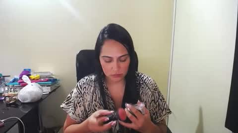 Snapshot of neny445 chatting on 26, 12, 2024 kelly lopez online show from 26, 12, 2024