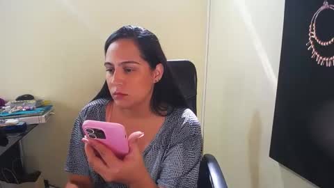Snapshot of neny445 chatting on 28, 12, 2024 kelly lopez online show from 28, 12, 2024