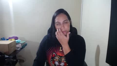 Snapshot of neny445 chatting on 25, 1, 2025 kelly lopez online show from 25, 1, 2025