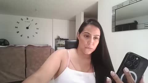 Snapshot of neny445 chatting on 22, 10, 2025 kelly lopez online show from 22, 10, 2025