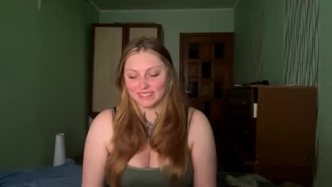 Snapshot of neomimaddern chatting on 11, 5, 2026 neomimaddern online show from 11, 5, 2026