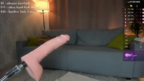 Snapshot of nerdy_freyua chatting on 13, 2, 2025 Lina Liza Emily and Grace online show from 13, 2, 2025
