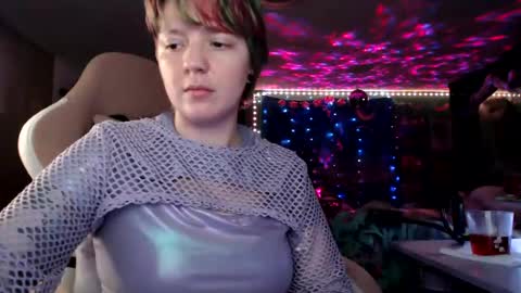 Snapshot of nerdy_squirty chatting on 15, 7, 2026 NerdySquirty online show from 15, 7, 2026