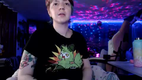 Snapshot of nerdy_squirty chatting on 28, 7, 2026 NerdySquirty online show from 28, 7, 2026