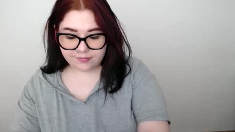 Snapshot of nereia chatting on 6, 5, 2026 nereia online show from 6, 5, 2026
