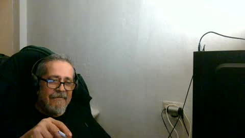 Snapshot of neron401 chatting on 17, 5, 2026 neron401 online show from 17, 5, 2026
