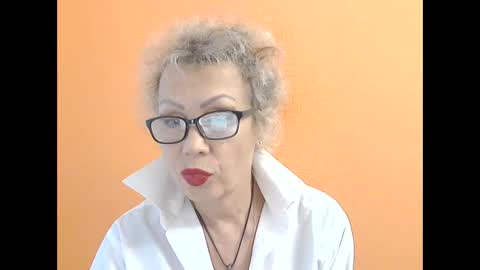 NessyJenixs online show from 9, 10, 2025