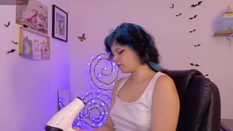 Snapshot of neurotic_witch chatting on 14, 1, 2026 Mar online show from 14, 1, 2026