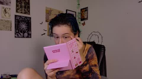 Snapshot of neurotic_witch chatting on 11, 2, 2026 Mar online show from 11, 2, 2026