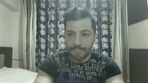 nevergetdown online show from 3, 5, 2026