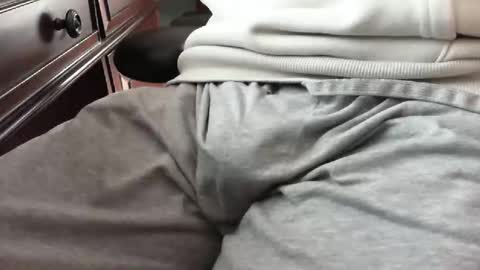 Snapshot of nevrsaynevr2000 chatting on 16, 9, 2025 nevrsaynevr2000 online show from 16, 9, 2025