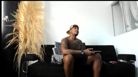 Snapshot of new2025__ chatting on 5, 8, 2026 BLACK DREAMS online show from 5, 8, 2026