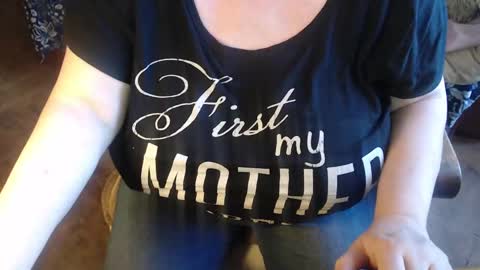 Lilly  online show from 28, 1, 2025