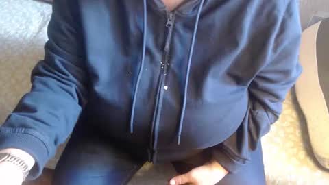 Lilly  online show from 21, 10, 2025