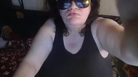 Snapshot of new_milf chatting on 14, 6, 2026 Lilly online show from 14, 6, 2026
