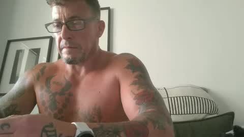 Snapshot of newbdes chatting on 28, 2, 2025 Newbdes online show from 28, 2, 2025