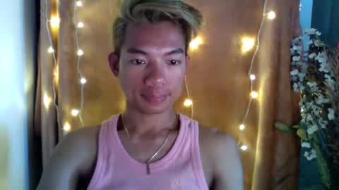 Snapshot of newrybabe chatting on 5, 2, 2025 asian bigcock online show from 5, 2, 2025