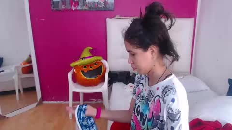 nextdoor_fantasy online show from 5, 11, 2025