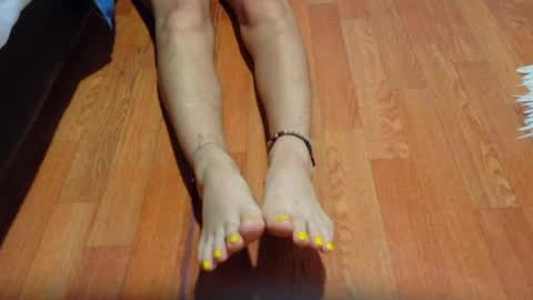 nextdoor_fantasy online show from 24, 4, 2026