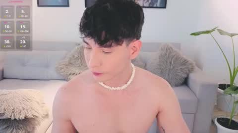 Snapshot of neythan__blaze chatting on 17, 9, 2025   online show from 17, 9, 2025