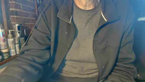 Snapshot of nfgwholoves2cum chatting on 15, 1, 2025 NFG Nice Friendly Guy Dick online show from 15, 1, 2025