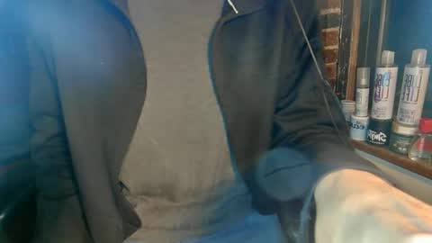 Snapshot of nfgwholoves2cum chatting on 25, 2, 2025 NFG Nice Friendly Guy Dick online show from 25, 2, 2025