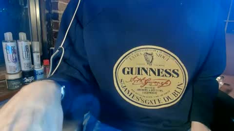 Snapshot of nfgwholoves2cum chatting on 2, 3, 2025 NFG Nice Friendly Guy Dick online show from 2, 3, 2025