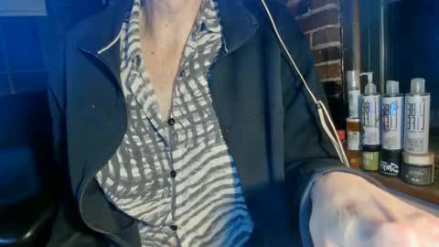 Snapshot of nfgwholoves2cum chatting on 10, 3, 2025 NFG Nice Friendly Guy Dick online show from 10, 3, 2025