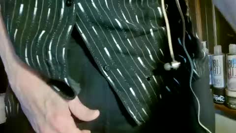 Snapshot of nfgwholoves2cum chatting on 11, 3, 2025 NFG Nice Friendly Guy Dick online show from 11, 3, 2025