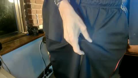 Snapshot of nfgwholoves2cum chatting on 30, 9, 2025 NFG Nice Friendly Guy Dick online show from 30, 9, 2025