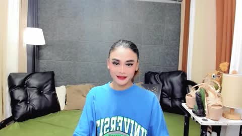 hottie nicole online show from 21, 9, 2025