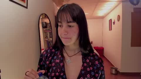 Snapshot of nia_blaze chatting on 19, 6, 2026 Nia online show from 19, 6, 2026