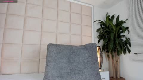 Nia online show from 16, 1, 2025