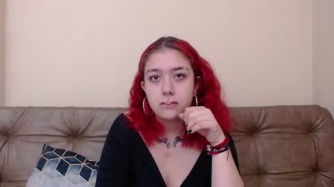 Snapshot of nia_stark chatting on 29, 12, 2024 Estefani online show from 29, 12, 2024