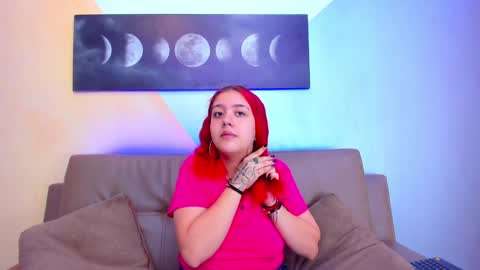 Snapshot of nia_stark chatting on 30, 12, 2024 Estefani online show from 30, 12, 2024