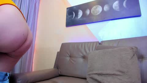 Snapshot of nia_stark chatting on 1, 2, 2025 Estefani online show from 1, 2, 2025