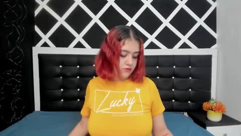 Snapshot of nia_stark chatting on 13, 2, 2025 Estefani online show from 13, 2, 2025