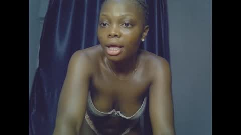 Niababy5 online show from 26, 2, 2026