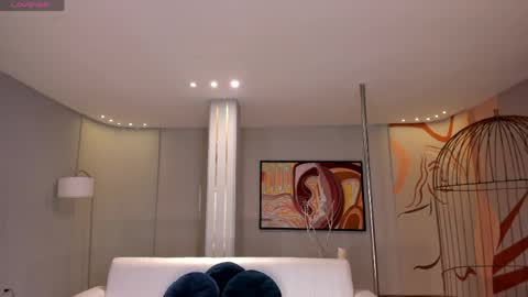 SQUIRTER DOLL    online show from 8, 4, 2026