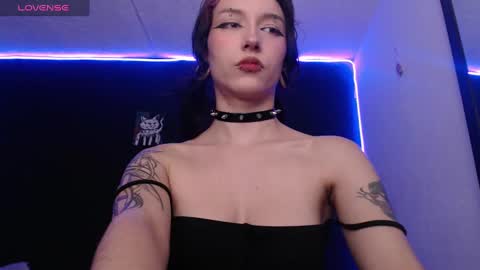 Snapshot of niakat_ chatting on 17, 12, 2024  niakat  online show from 17, 12, 2024