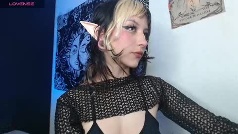 Snapshot of niakat_ chatting on 29, 10, 2025  niakat  online show from 29, 10, 2025