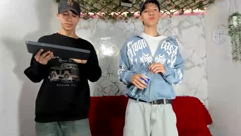 Snapshot of nice_boys11 chatting on 7, 6, 2026 nice_boys11 online show from 7, 6, 2026