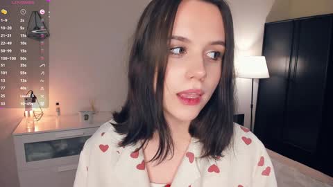 Snapshot of nice_kisss chatting on 14, 12, 2024 Alice online show from 14, 12, 2024