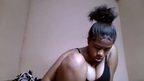 nicelly01 online show from 18, 5, 2026