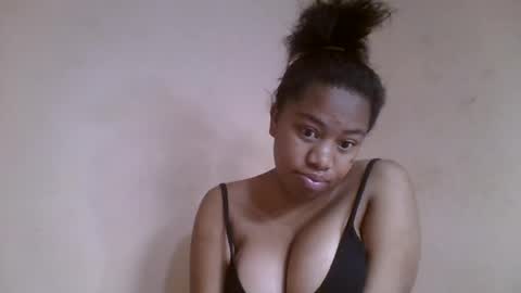 nicelly01 online show from 22, 6, 2026
