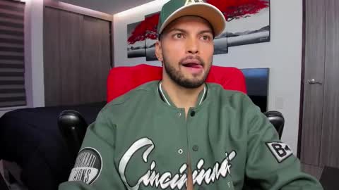 Nick Klaus online show from 6, 11, 2025